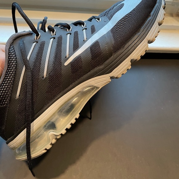 Nike Air Max Excellerate 4 Running Shoe - Picture 3 of 4